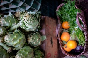 Souk artichokes and oranges